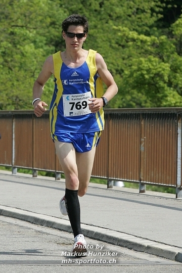 tn_kp8e3990.jpg