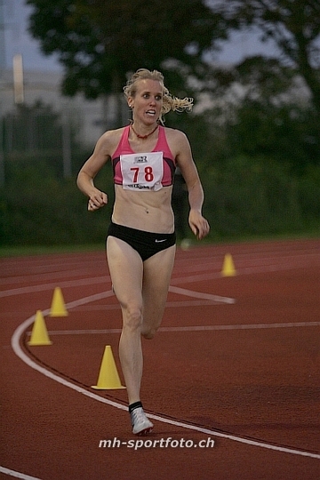 tn_kp8e9759.jpg