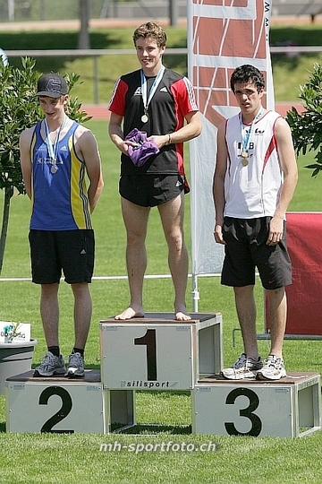 tn_kp8e1758.jpg